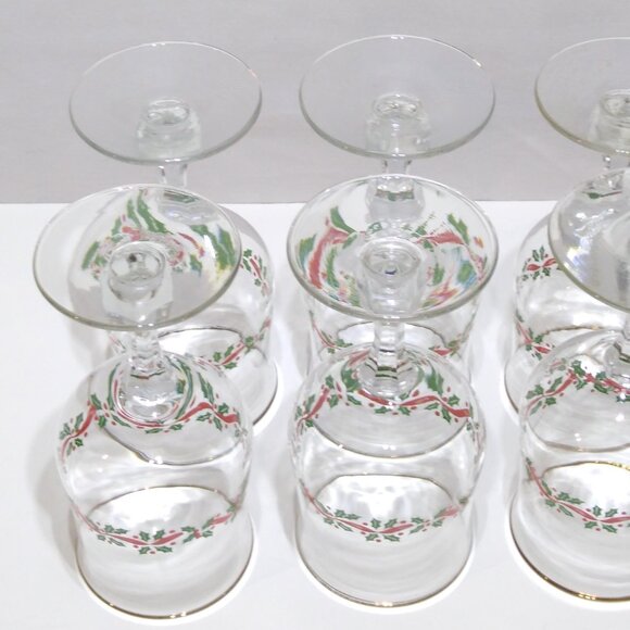 Libbey Holiday Christmas Wine Glasses w/ Gold Trim Holly Berry Design Set of 8 - Picture 7 of 14